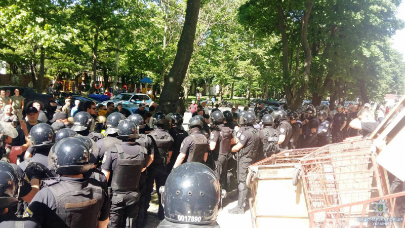 Поліція затримала 3 учасників конфлікту в Одесі