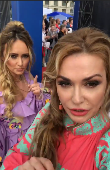 Ольга Сумська у вишиванці показала українських зірок в національних костюмах (фото)