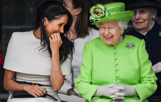 Королева Елизавета нарушила протокол из-за Меган Маркл: что произошло