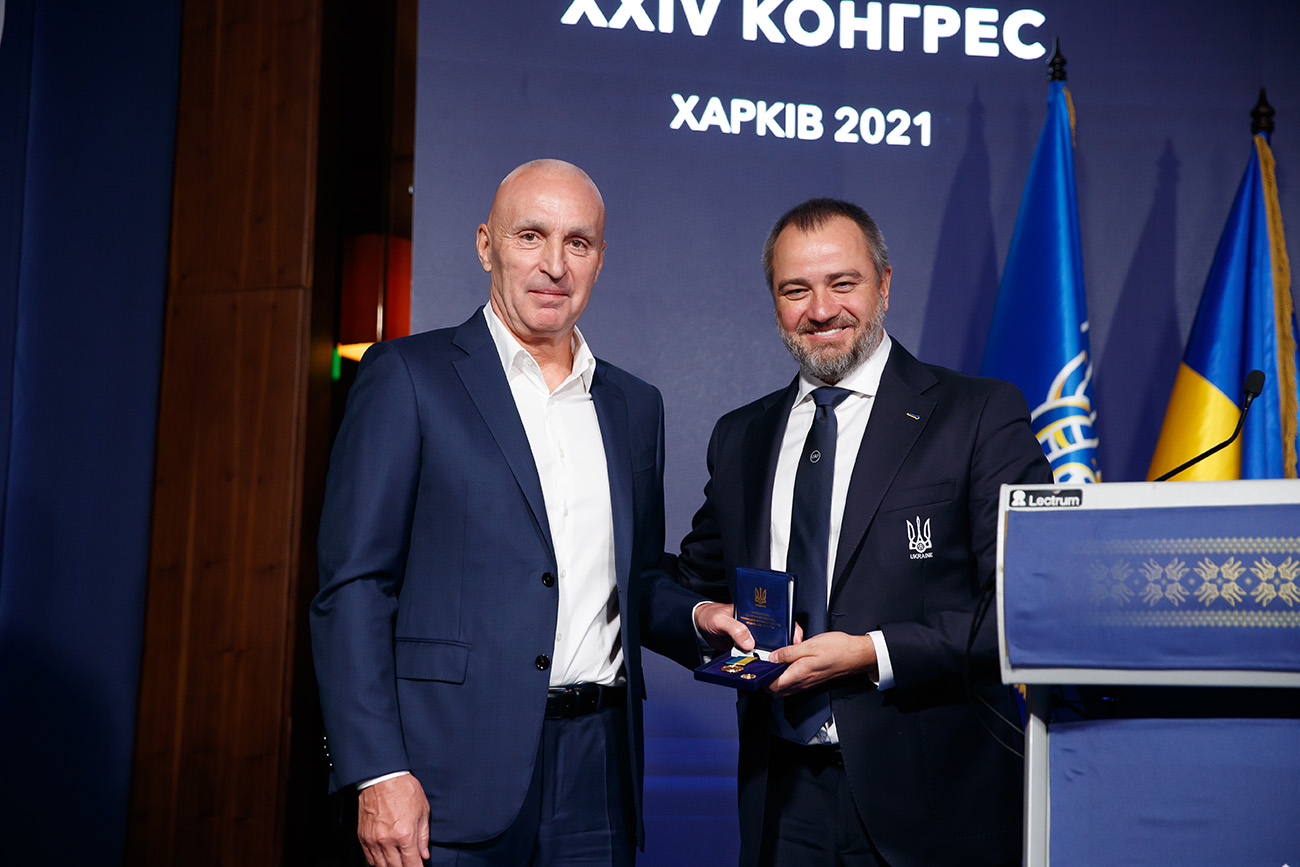 На конгресі УАФ відзначили харківський футбол і нагородили Ярославського орденом