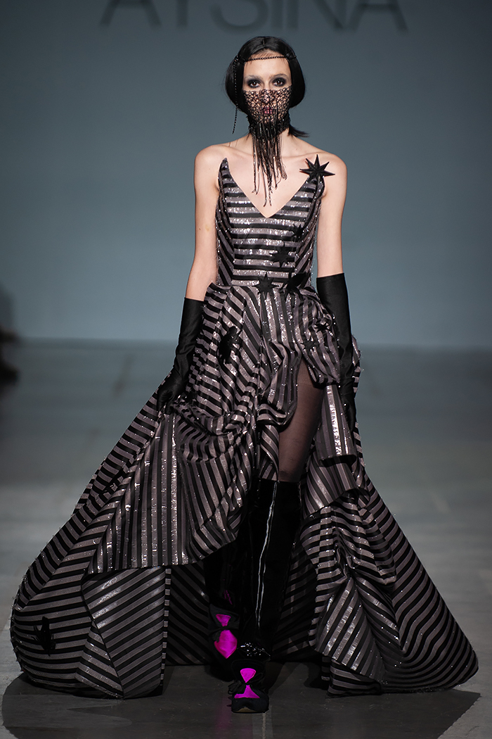 Равновесие над сумасшествием: AYSINA представила провокационную коллекцию FW19-20