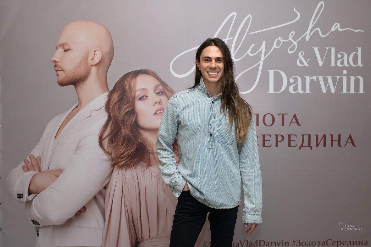 Золотая середина: Alyosha & Vlad Darwin презентовали самый романтичный концерт зимы (фото)