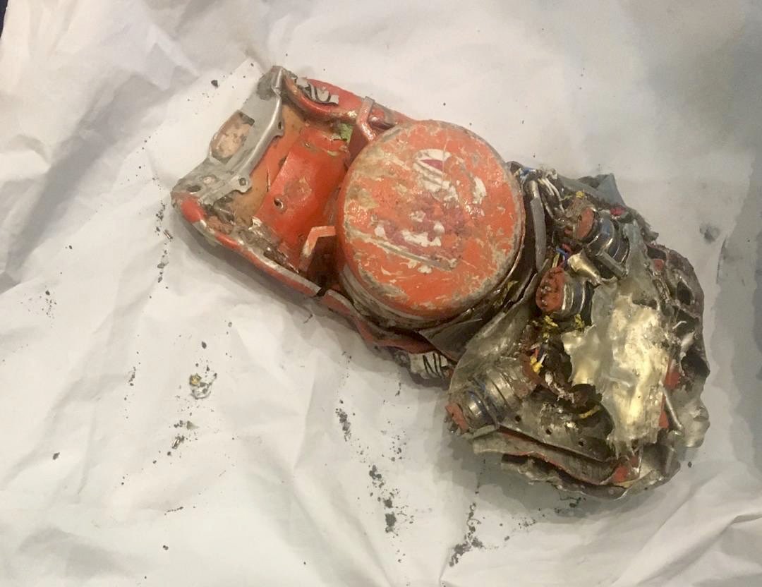 Опубликовано фото &quot;черного ящика&quot; упавшего в Эфиопии самолета