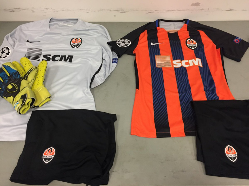 Наполи - Шахтер: онлайн трансляция (счет 3:0)