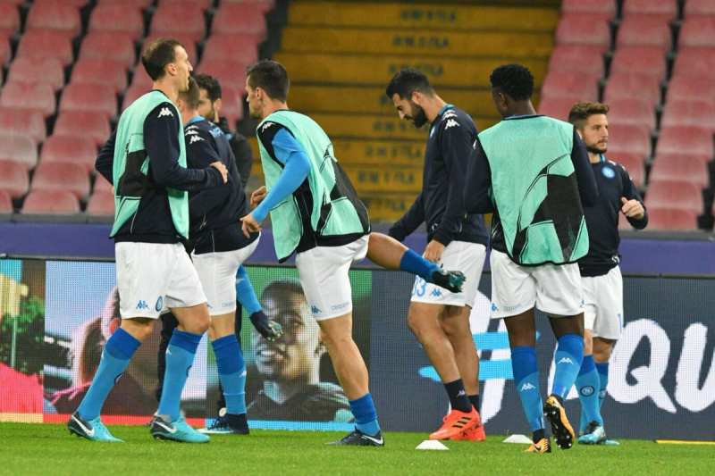 Наполи - Шахтер: онлайн трансляция (счет 3:0)