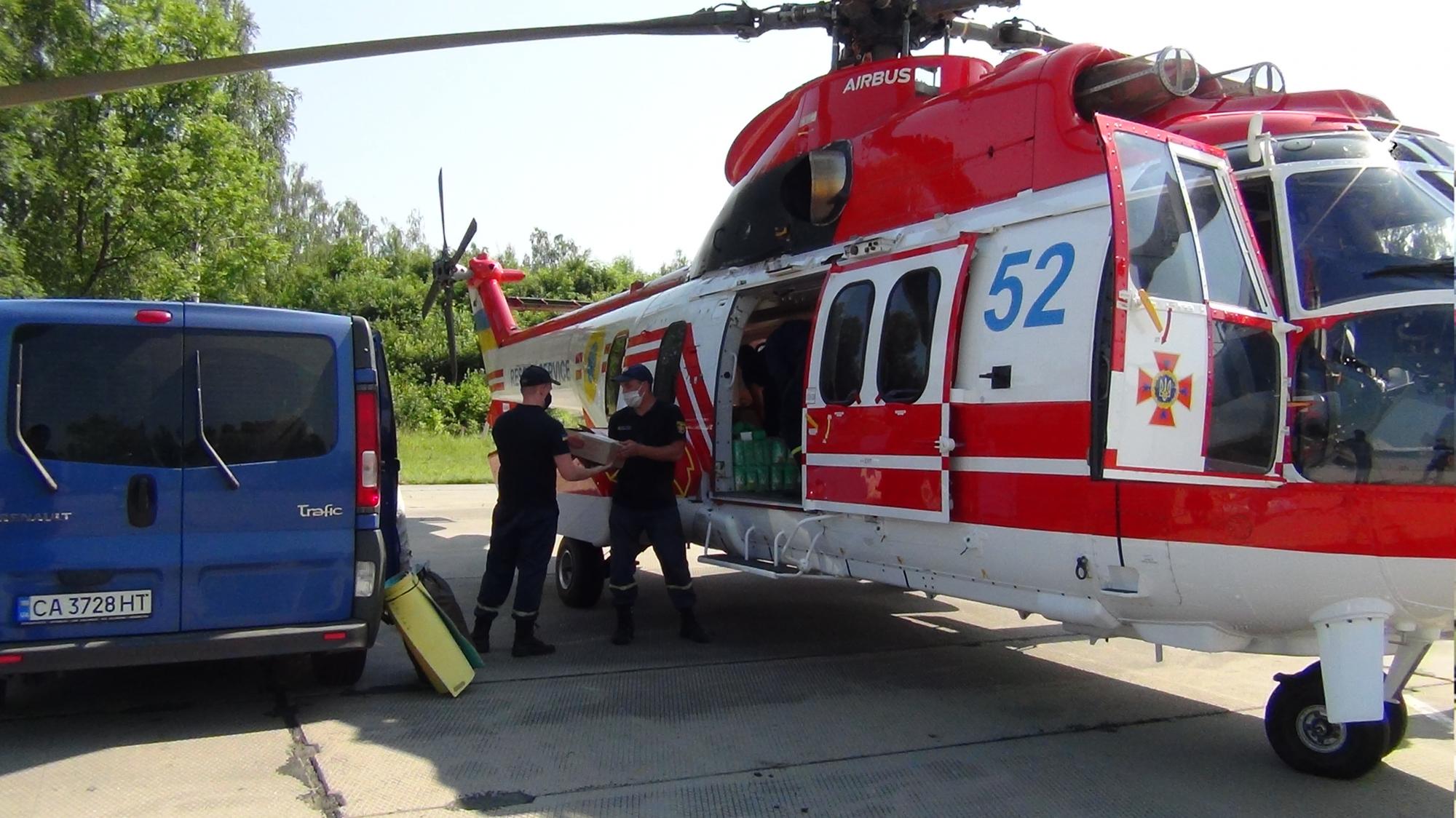 Потопи на заході України: що відомо на поточний момент (фото і відео)