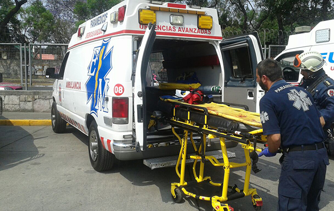 В Мексике вертолет упал на газовоз, пострадали 5 человек