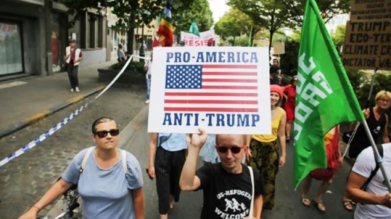 В Брюсселе прошел митинг против приезда Трампа на саммит НАТО