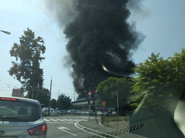 В результаті вибуху біля аеропорту Болоньї постраждали 20 осіб