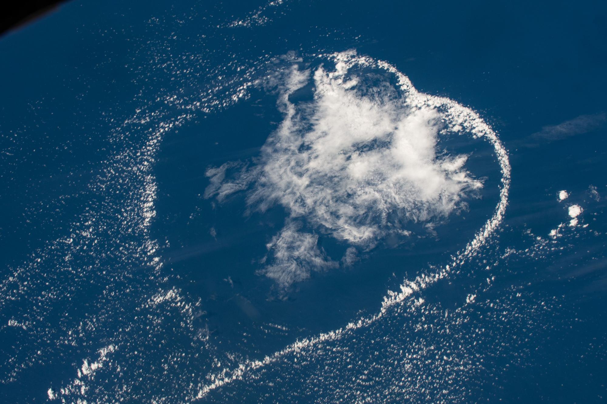 Земля з борту МКС: астронавт NASA показав неймовірні знімки