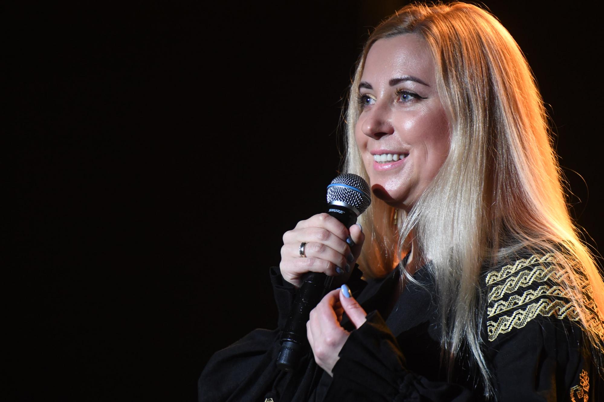 Українські зірки зібрали 150 000 гривень на спасіння від руйнації будинку Миколи Леонтовича