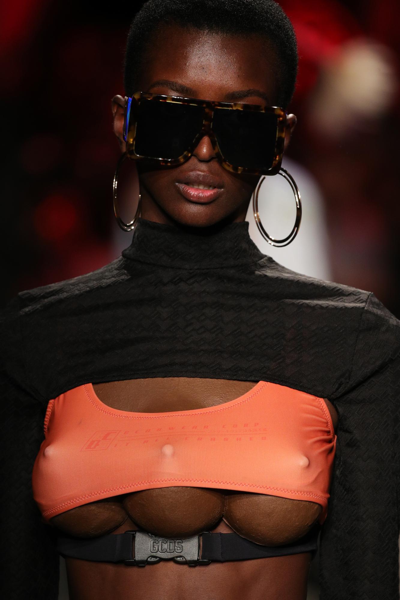 Трехгрудые модели на Неделе моды в Милане всколыхнули сеть