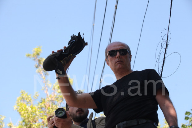 Поліція застосувала спецзасоби проти протестувальників в Єревані