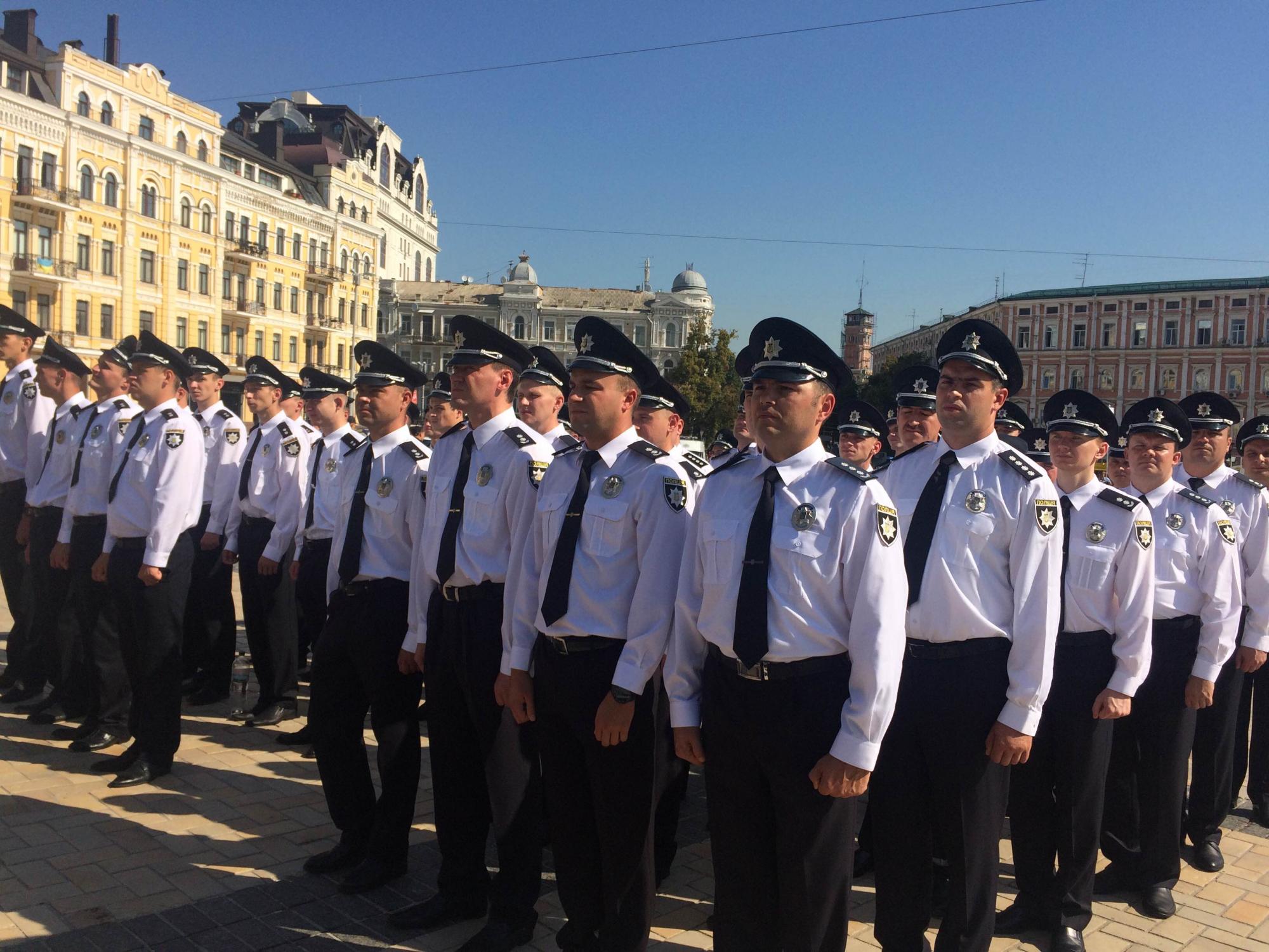 сьогодні в Україні День Нацполіції