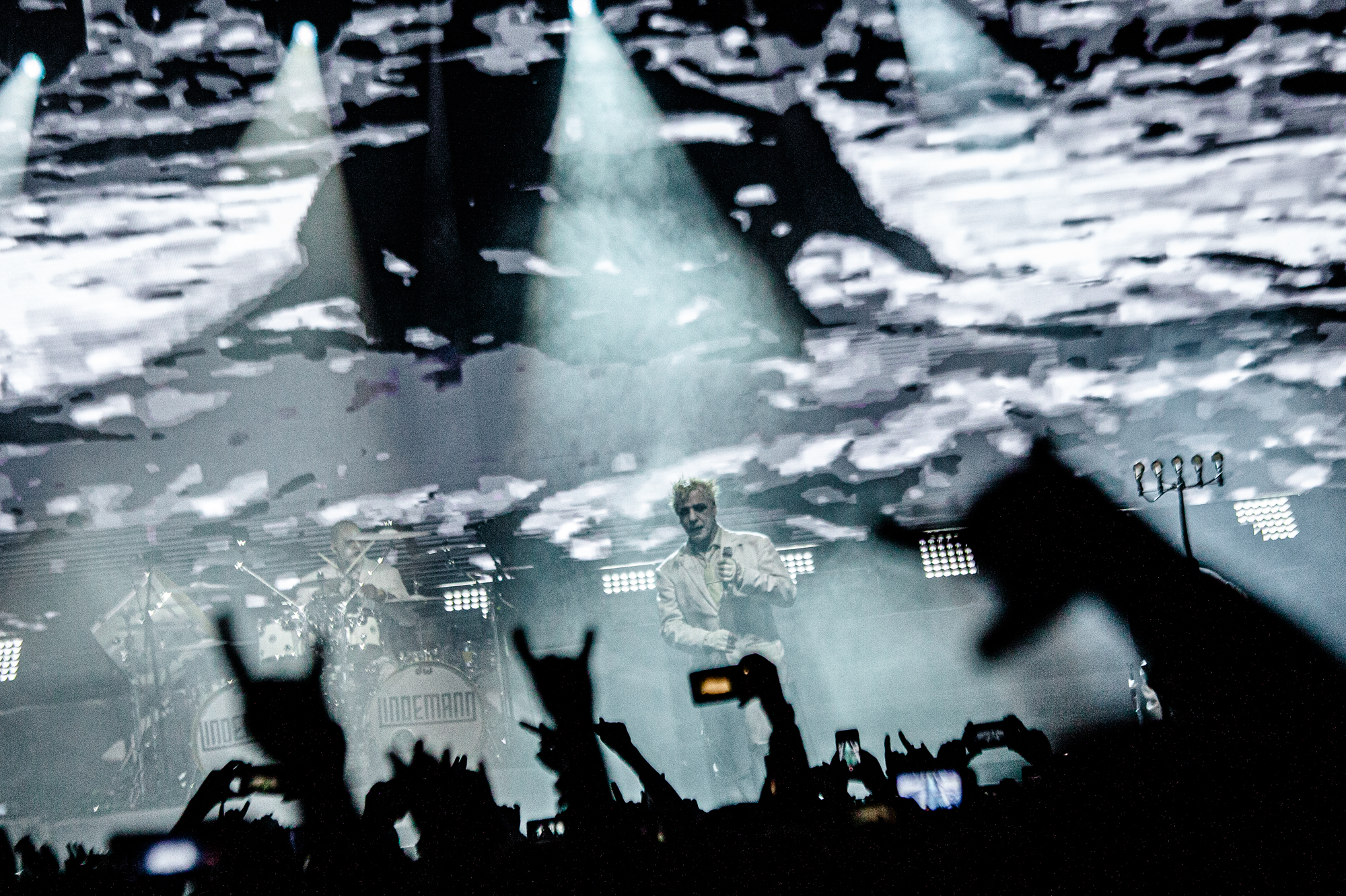 Ліндеманн &quot;розірвав&quot; Київ: великий фоторепортаж з концерту суперзірки