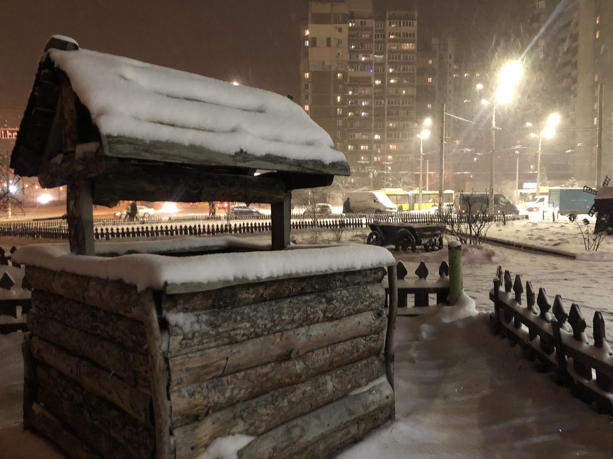 В Киев пришла зимняя сказка: фото и видео снегопада