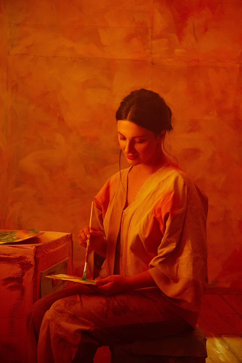 &quot;Как оживает искусство&quot;: Сергей Бабкин с женой стали персонажами картин в новом клипе &quot;Єви і Адами&quot;