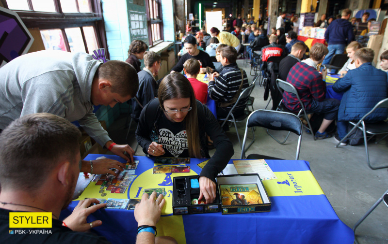 Звезда &quot;Властелина колец&quot;, яркие образы и море эмоций: как прошел фестиваль Comic Con в Киеве (фото)