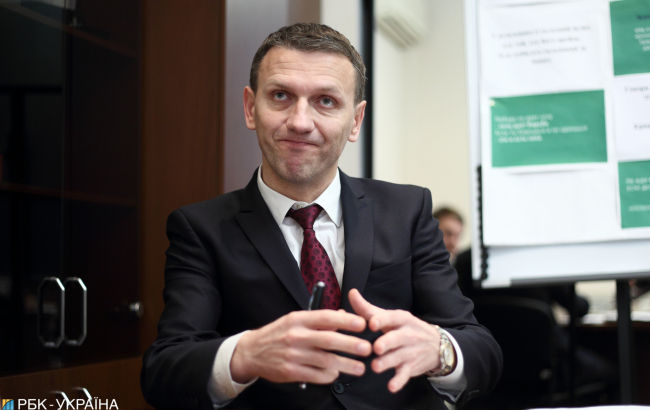 Директор ДБР Роман Труба: Я не маю відношення до тіндер-скандалу з Варченком