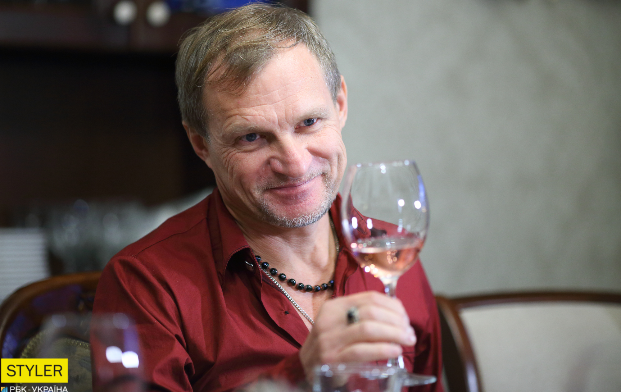 Из музыканта в виноделы: Олег Скрипка о новой страсти в жизни и дружбе с Пьером Ришаром