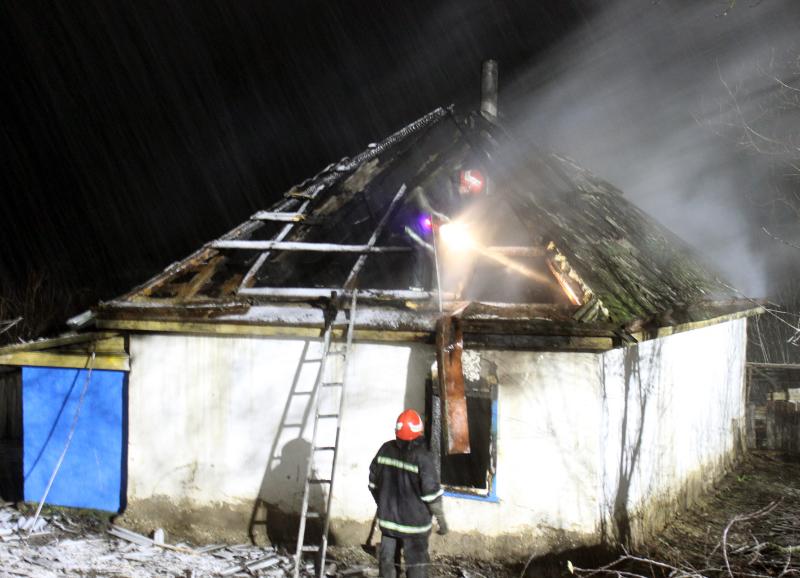 В Черкаській області в результаті пожежі в будинку загинули четверо дітей