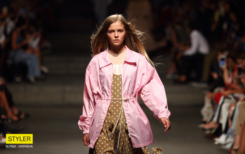 Огни большого города: в Киеве стартовала Ukrainian Fashion Week SS19
