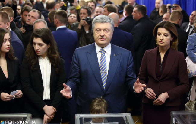 Праздник демократии: как прошел и чем запомнился первый тур президентских выборов