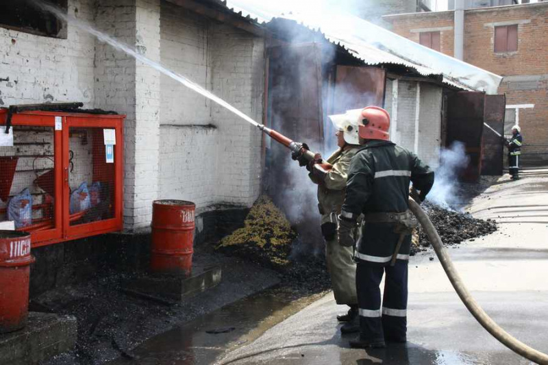 Пожар на зернохранилище в Винницкой области ликвидирован, - ГСЧС