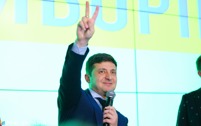 Зеленському і Порошенку запропонували новий формат дебатів: як у США