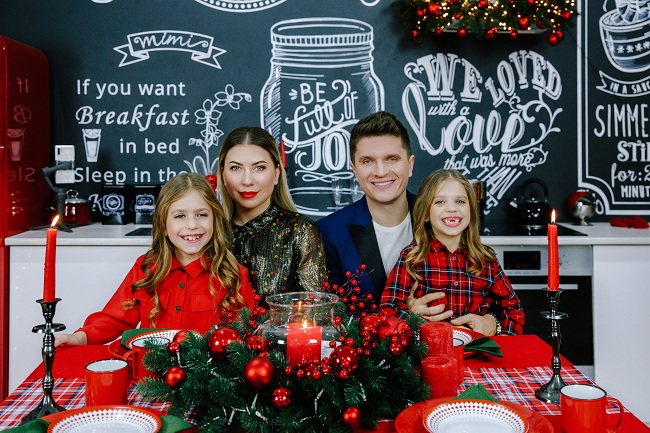 Анатолий Анатолич о семейных традициях и лучшем месяце в году: Новый год - это не только подарки