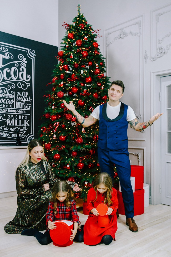 Анатолий Анатолич о семейных традициях и лучшем месяце в году: Новый год - это не только подарки