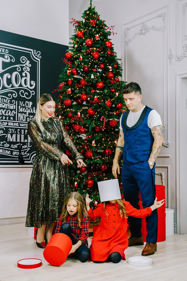 Анатолий Анатолич о семейных традициях и лучшем месяце в году: Новый год - это не только подарки