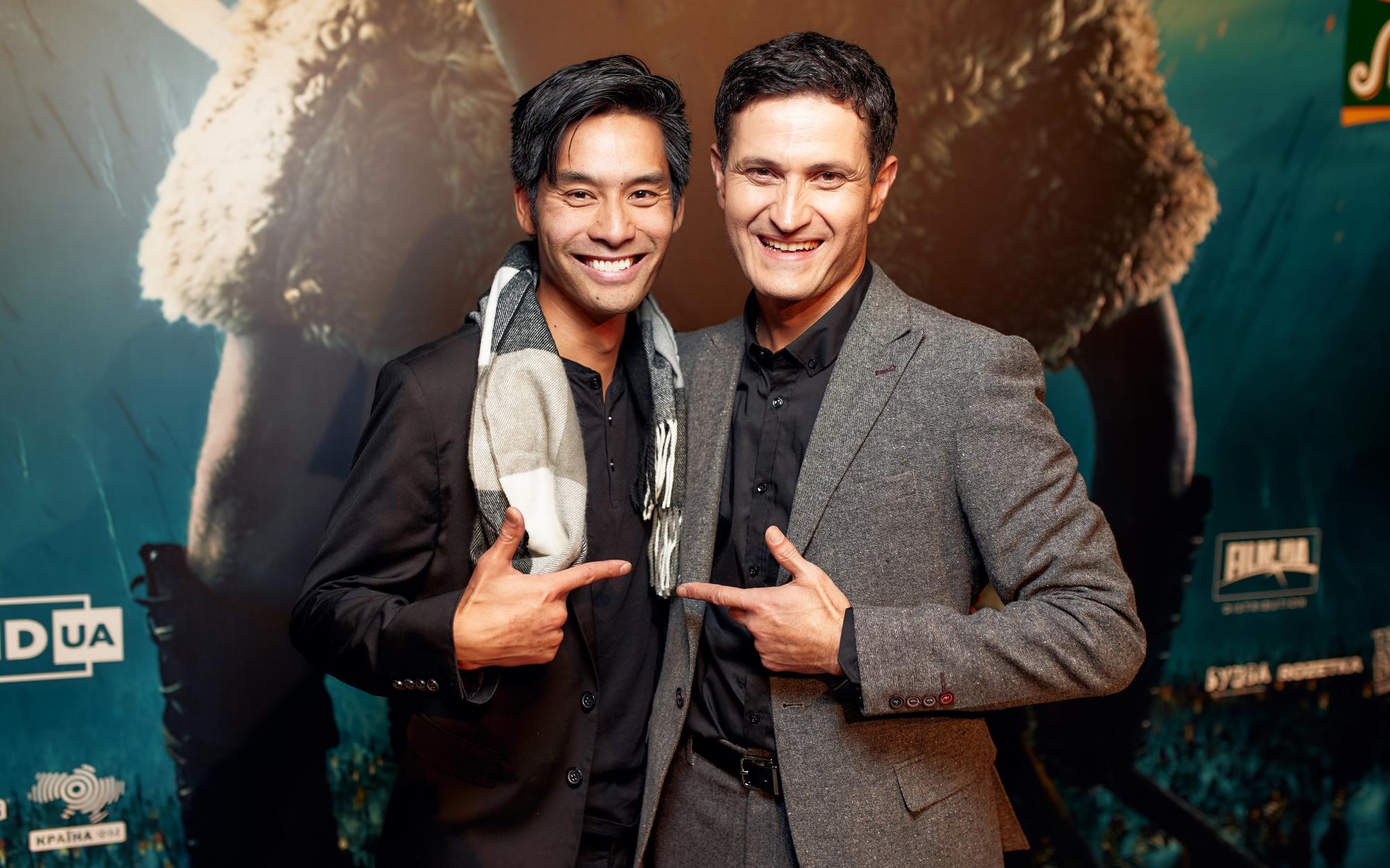 Українські зірки гадають, хто такий Захар Беркут, і давно не тримали гроші в руках (відео)