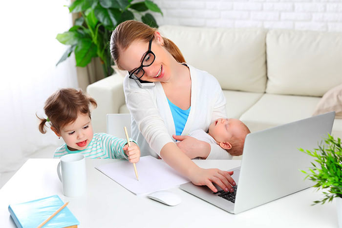 Українкам можуть дати додаткові перерви на роботі: кого це стосується