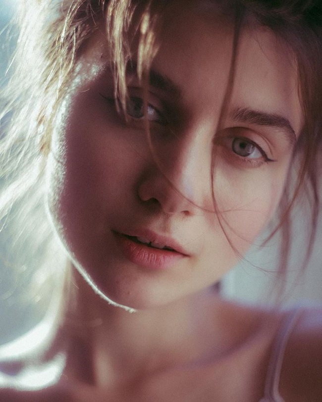 Jerry Heil відверто зізналася, що їй складно з хлопцями через свої комплекси