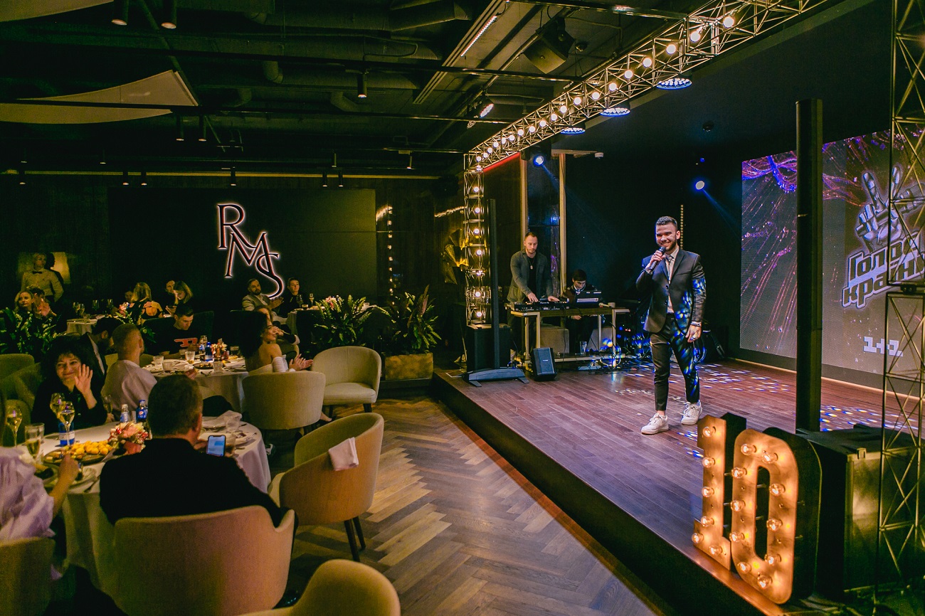 Участник Танцев со звездами Даниэль Салем станет участником Голоса страны 10