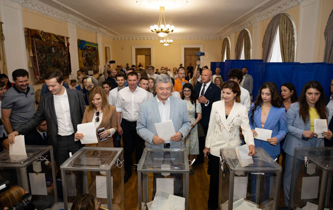 Зметикували на п'ятьох: кого українці обрали у нову Верховну раду