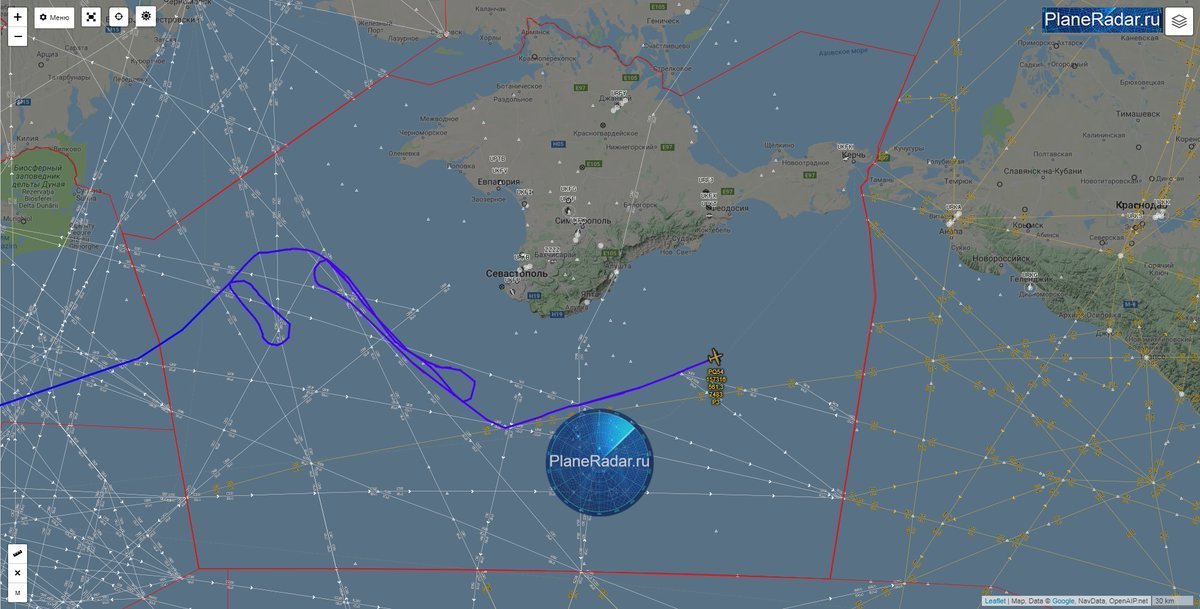 Самолет США Orion патрулирует оккупированный Крым