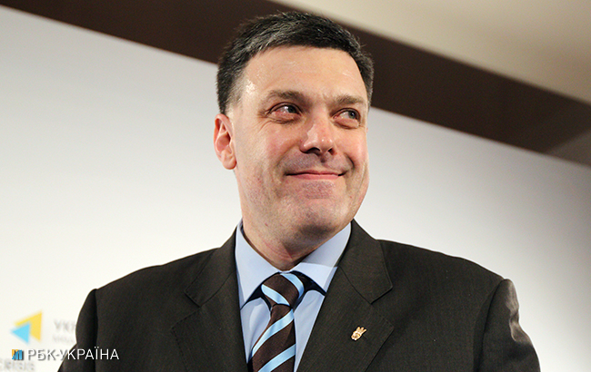 Забіг на місцях: які партії поборються за владу на виборах восени