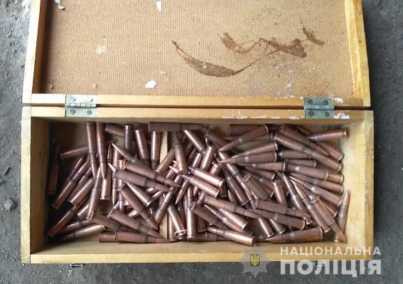 В Нікополі затримали членів банди &quot;Біле братство&quot; та оголосили підозру працівникам поліції