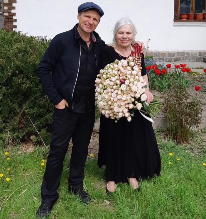 Не слухали: Олег Скрипка зізнався, що мама не дуже вірила в його талант