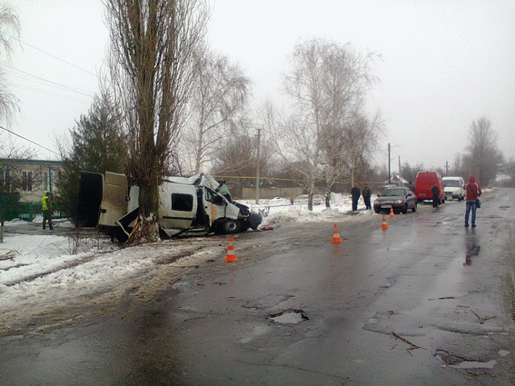 Полиция открыла дело по факту ДТП в Луганской области