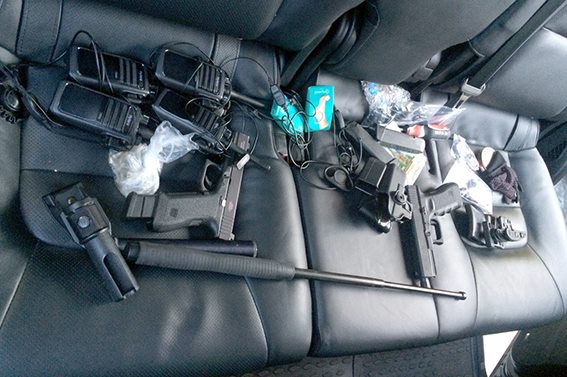 Перестрілка у Княжичах: МВС показало затриманих і їх зброю