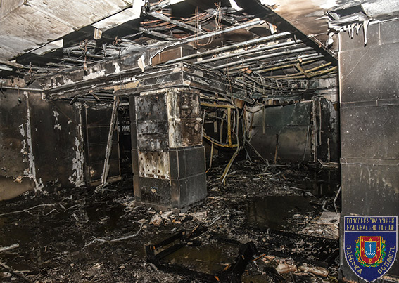 У ТЦ Одеси кинули "коктейль Молотова", є постраждалі