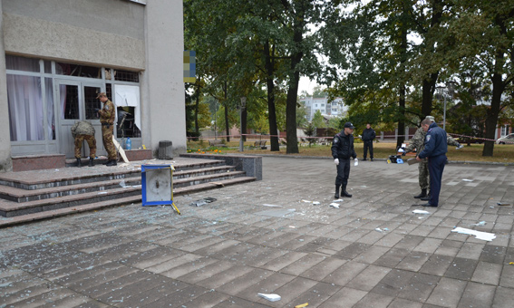 В Житомирской области неизвестные подорвали банкомат