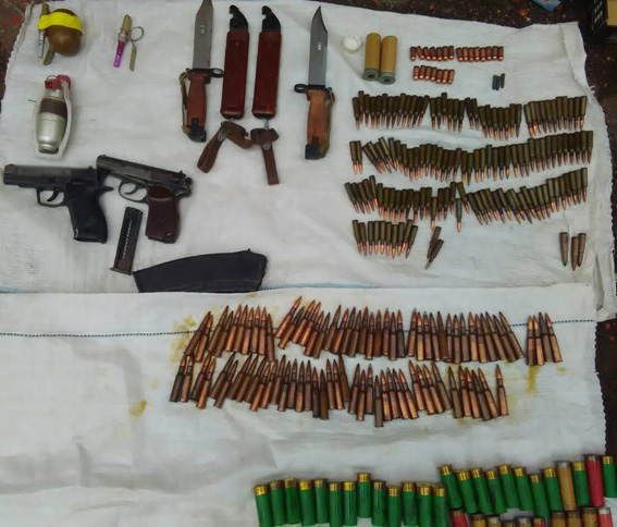 У Кіровоградській області у місцевого мешканця вилучили арсенал боєприпасів