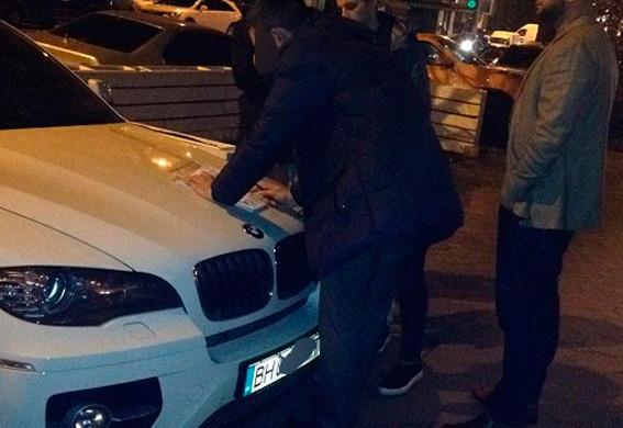 У Затоці депутати і поліцейський організували "схему" заволодіння землями