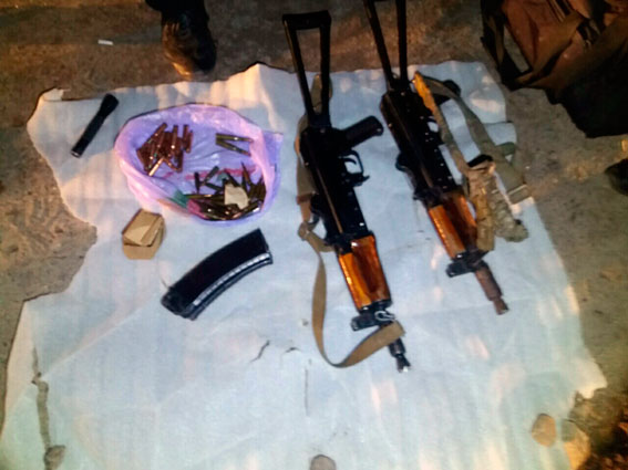 У Харківській області поліція затримала жінку при спробі збуту зброї