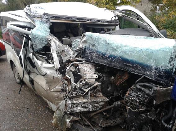 В Закарпатской области столкнулись микроавтобусы, пострадали 9 человек