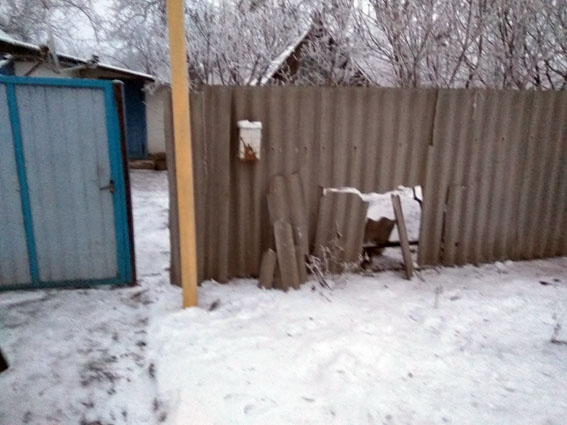 Поліція показала наслідки нічного артобстрілу прифронтового Торецька